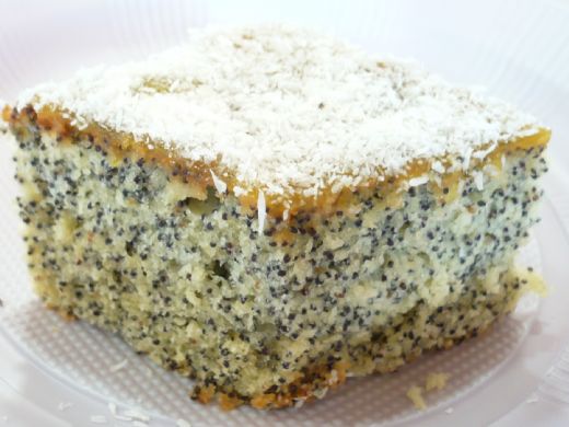 Haşhaşlı Kremalı Tatlı Tarifi ve Malzemeleri