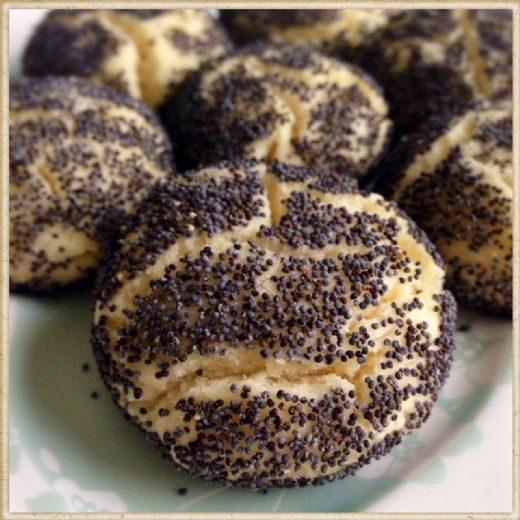 Haşhaşlı Un Kurabiyesi Tarifi ve Malzemeleri